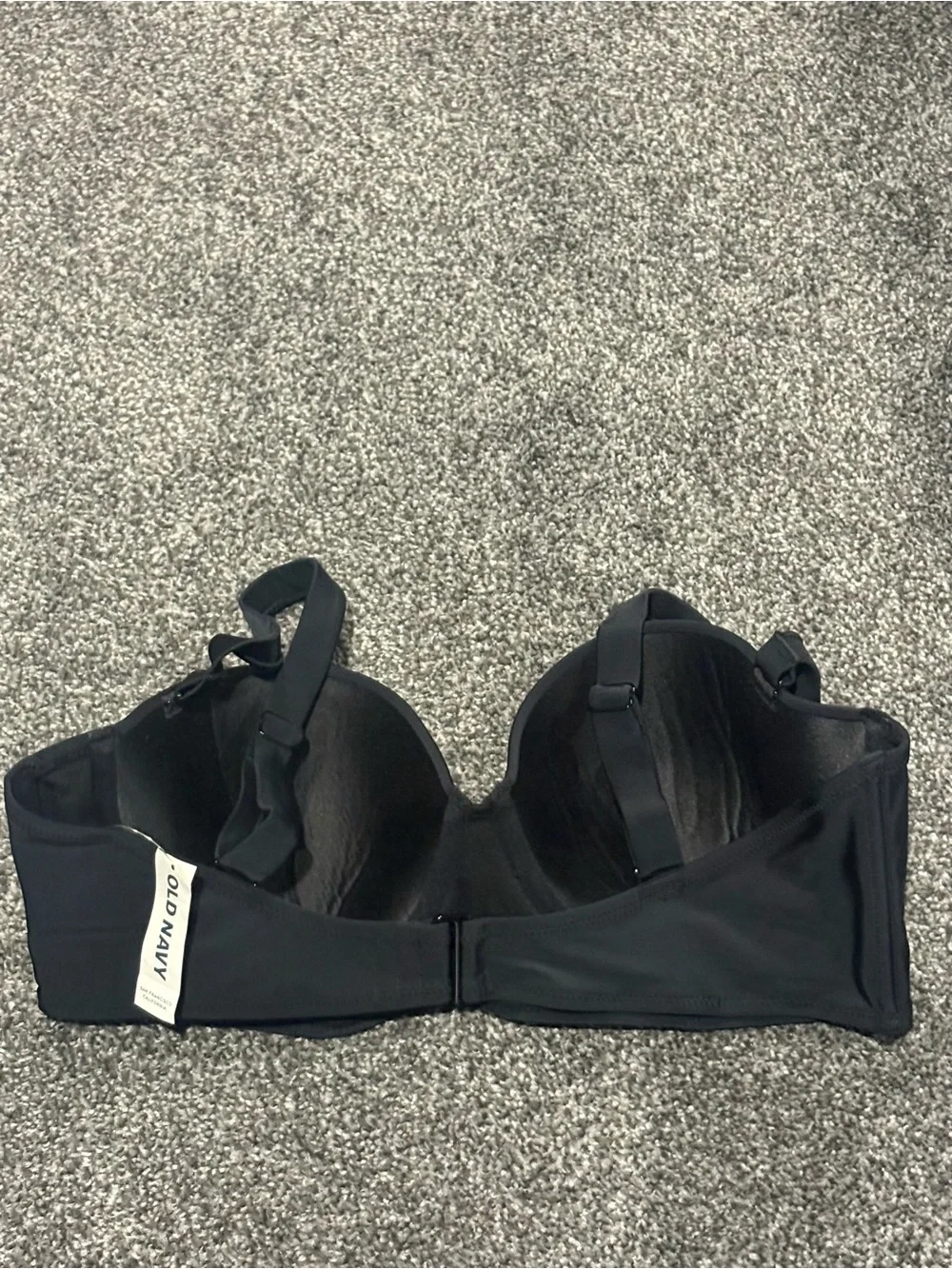 Old Navy Black Convertible Strapless Push-Up Bra